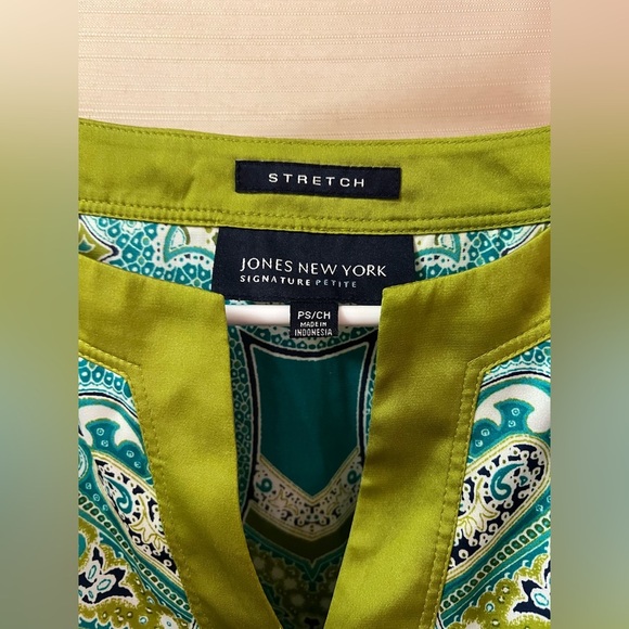 ⚫️ BOGO Jones New York Blue Green Paisley Women's Top Flowy summer Vacation SP - Picture 2 of 8